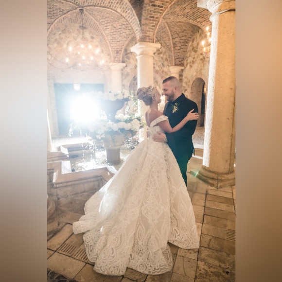 Rivini Vreeland Wedding Ball Gown - Picture 2 of 6